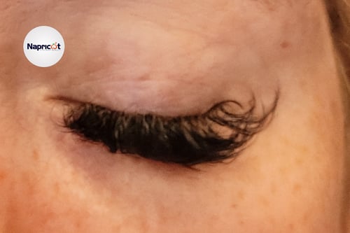 What's wrong with me or the lashes?